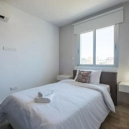 Apartament Solaar Faneromeni Larnaca