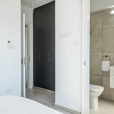 Apartamento Solaar Faneromeni Larnaca