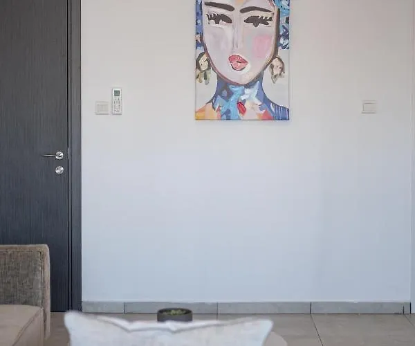 Solaar Faneromeni * Larnaca